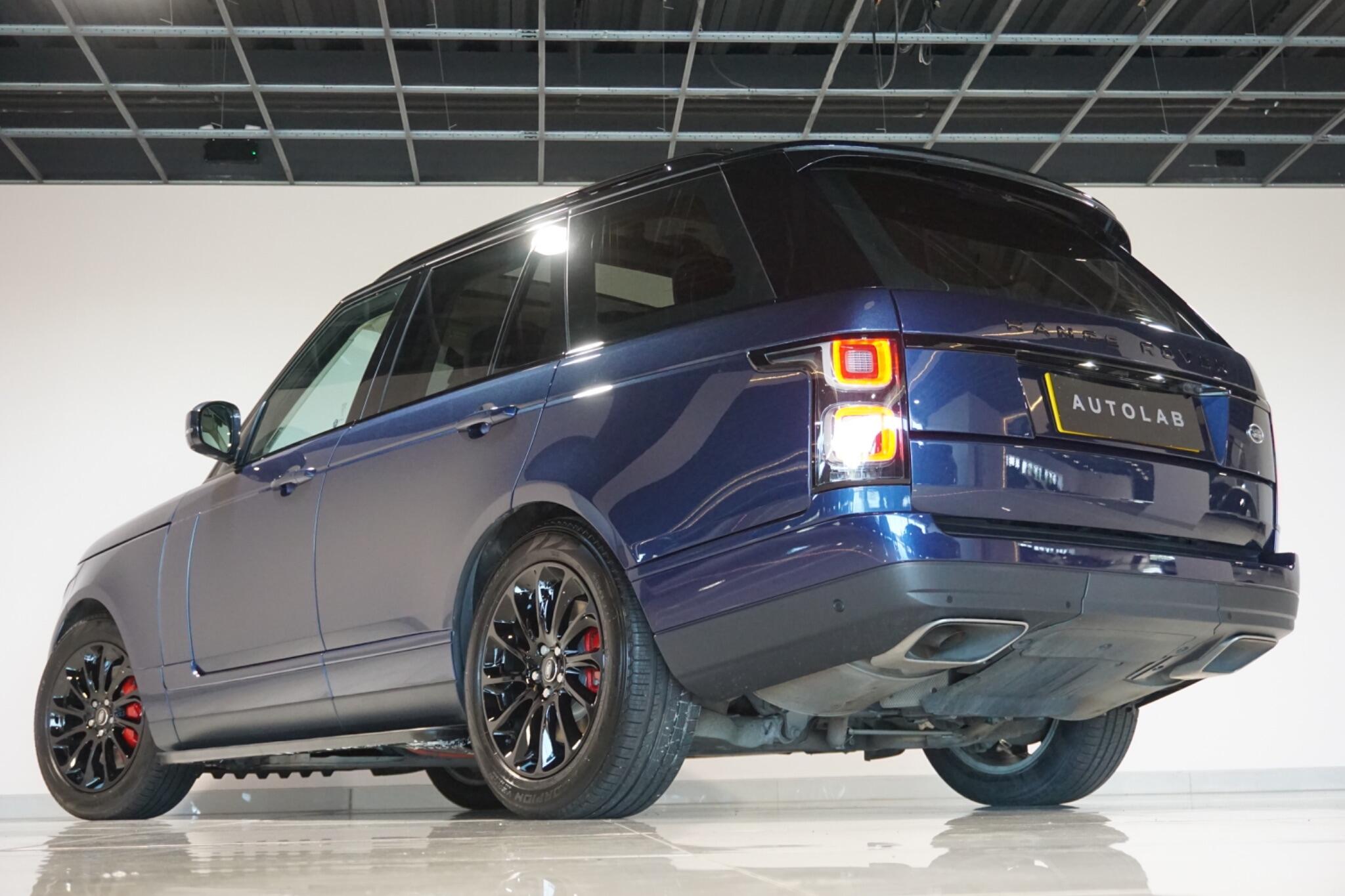 Land Rover Range Rover 2.0 P400e 12.4kWh GPF Vogue SUV 5dr Petrol Plug-in Hybrid Auto 4WD Euro 6 (s/s) (404 ps)
